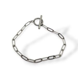 Elegant Silver Chain Bracelet